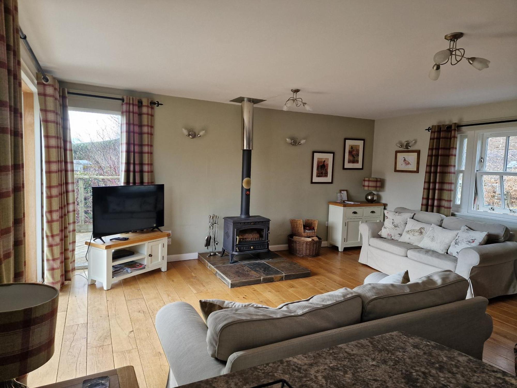 Dalnoid Cottages & Treehouses Nr Glenshee Exteriör bild